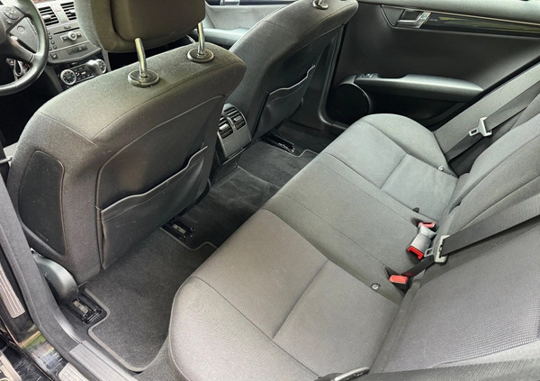 Mercedes-Benz Klasa C cena 33500 przebieg: 227300, rok produkcji 2010 z Warszawa małe 67